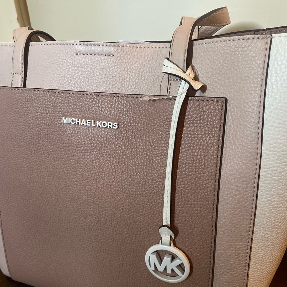 NWT Michael Michael Kors Gemma Colorblocked Tote